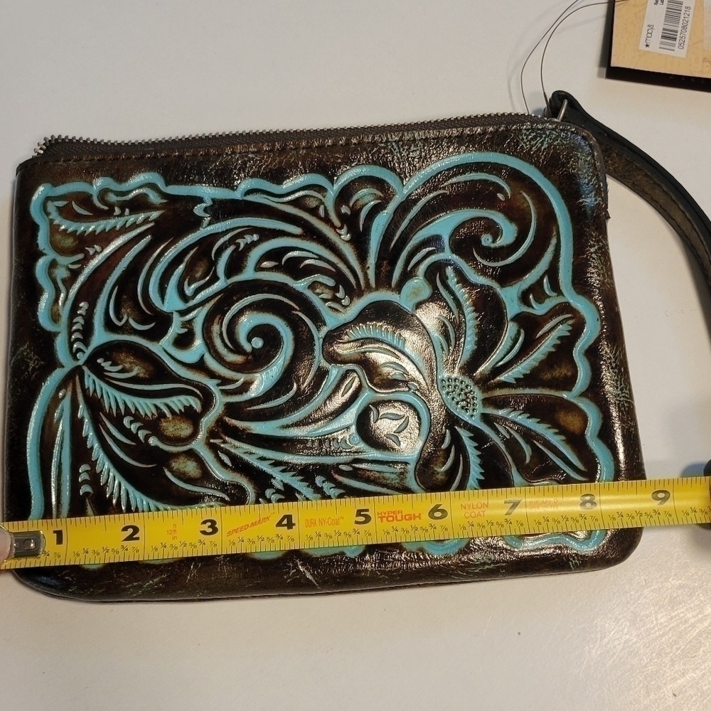 Patricia Nash NWT Cassini Wristlet Cluch. - Picture 10 of 14